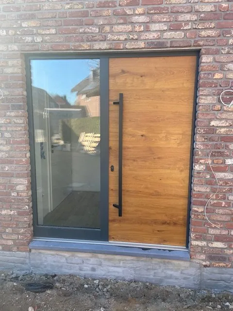 Haustür Eiche mit Glasseitenteil